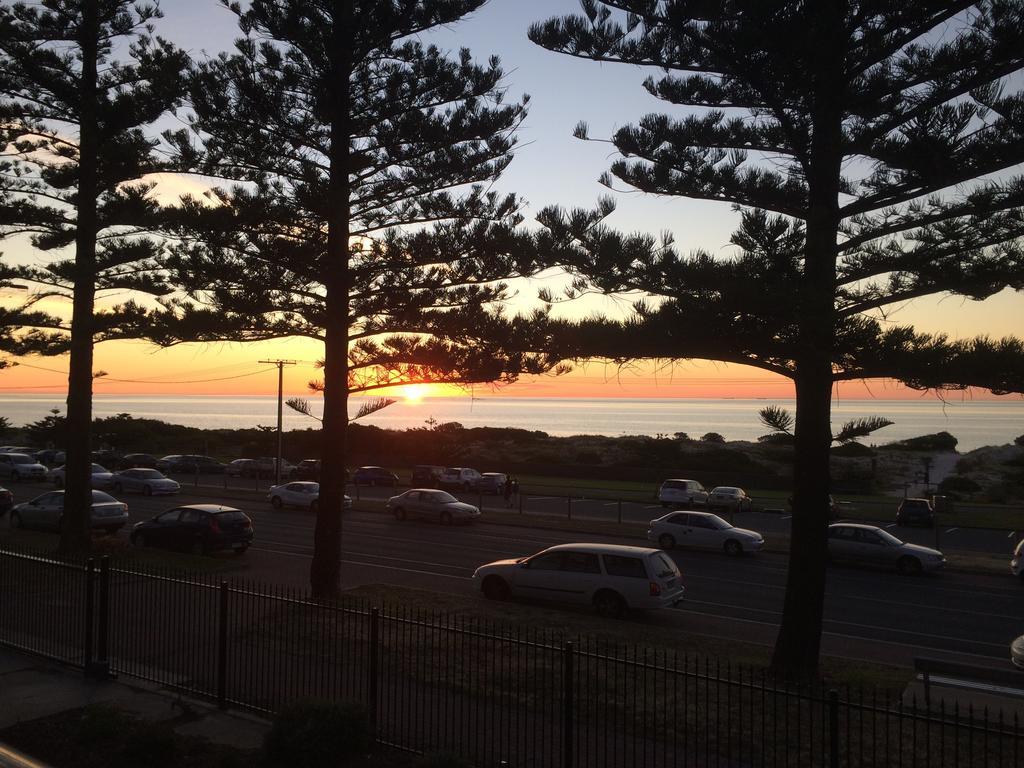 Adelaide - Semaphore Beach Front Eksteriør bilde