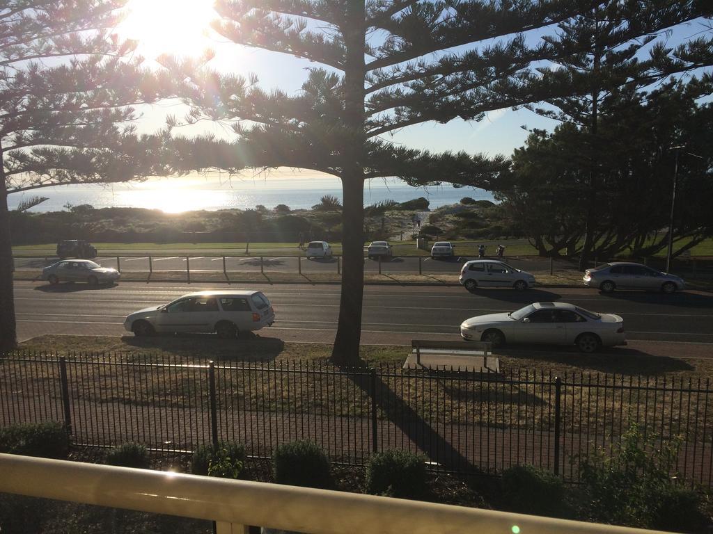 Adelaide - Semaphore Beach Front Eksteriør bilde