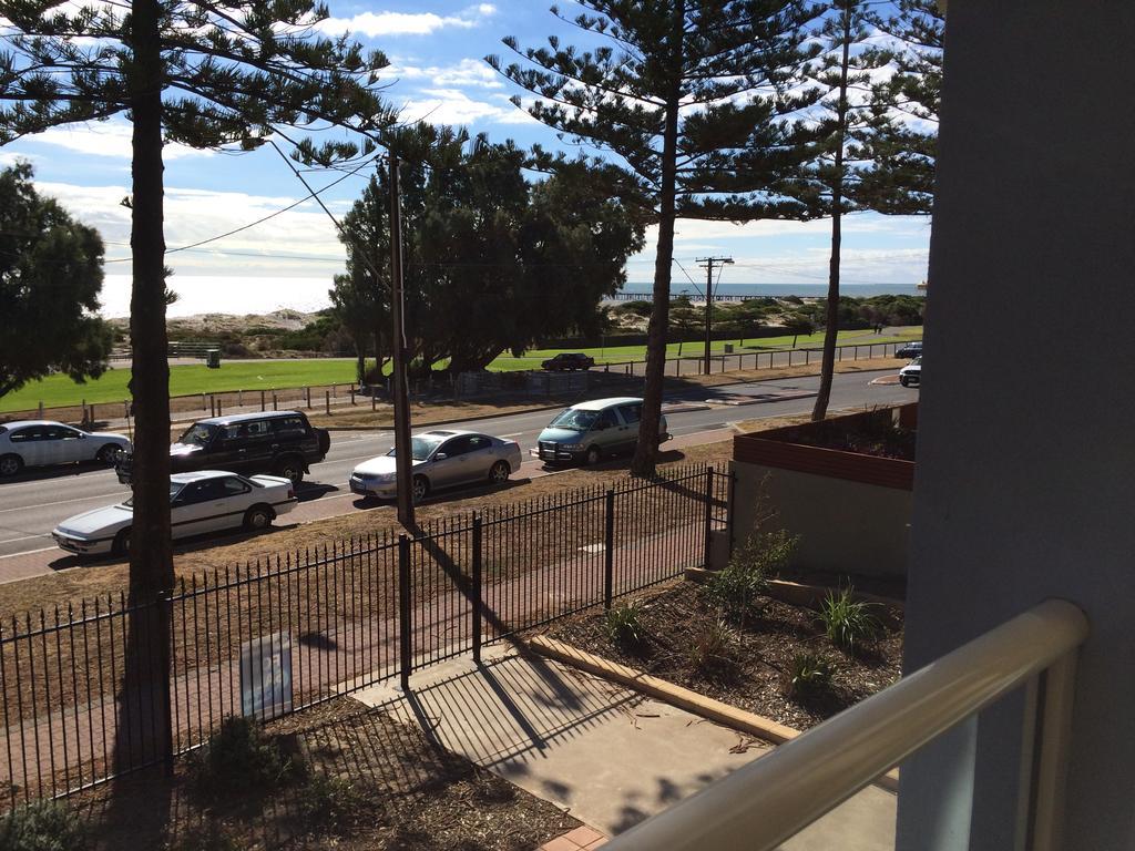 Adelaide - Semaphore Beach Front Eksteriør bilde